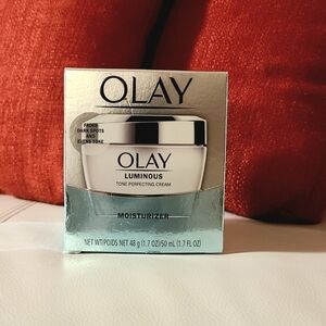 Olay Luminous Tone Perfecting Cream Moisturize Fades Dark Spot 1.7 oz